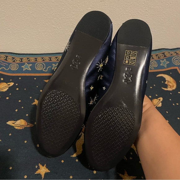 Tory Burch Sun Moon Olympia Embroidered Smoking Loafers In Perfect Navy, Size 7 - Picture 3 of 4
